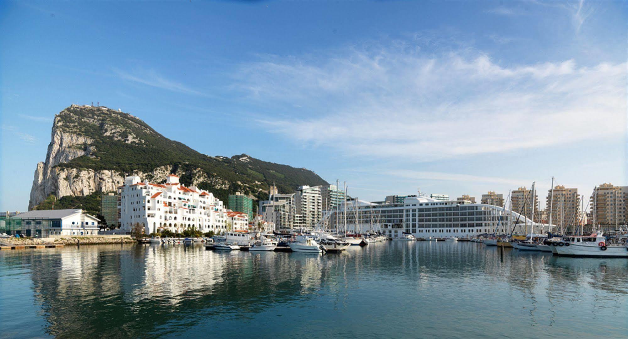 Sunborn Gibraltar Hotel Ngoại thất bức ảnh